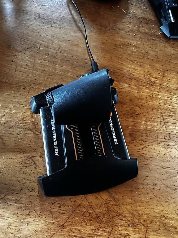 Controller: komplettes Thrustmaster HOTAS Warthog – Gebraucht aus Lotzwil von jos_f8r7 2