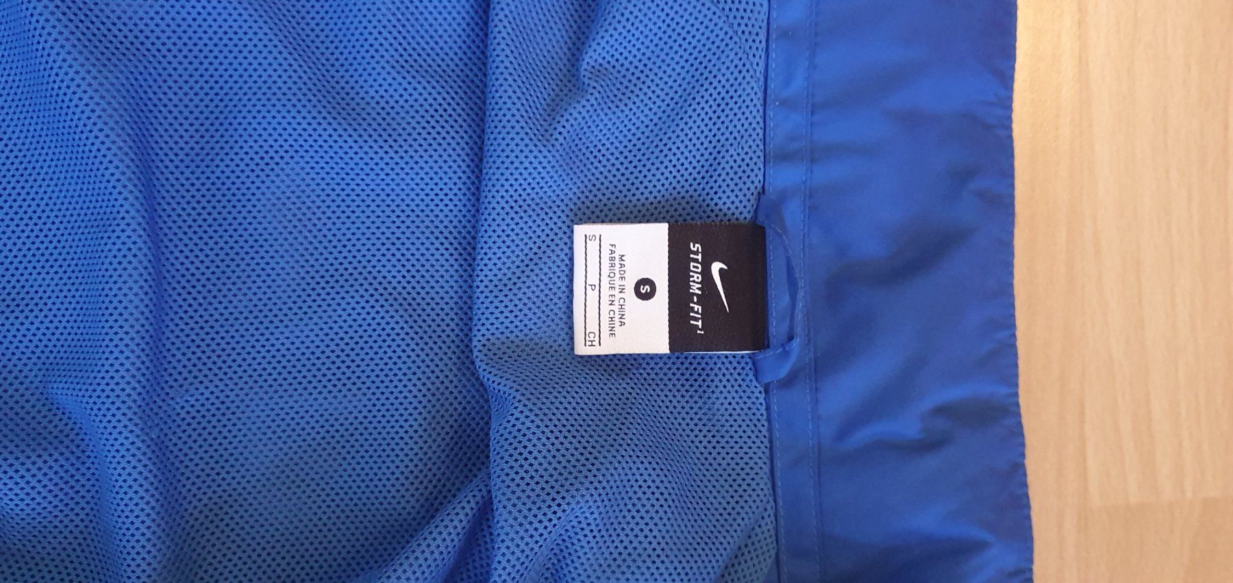Nike Vestes: Nike Storm-Fit Jacke, blau, Grösse S – D'occasion à Rheineck par Jmurmeli 1