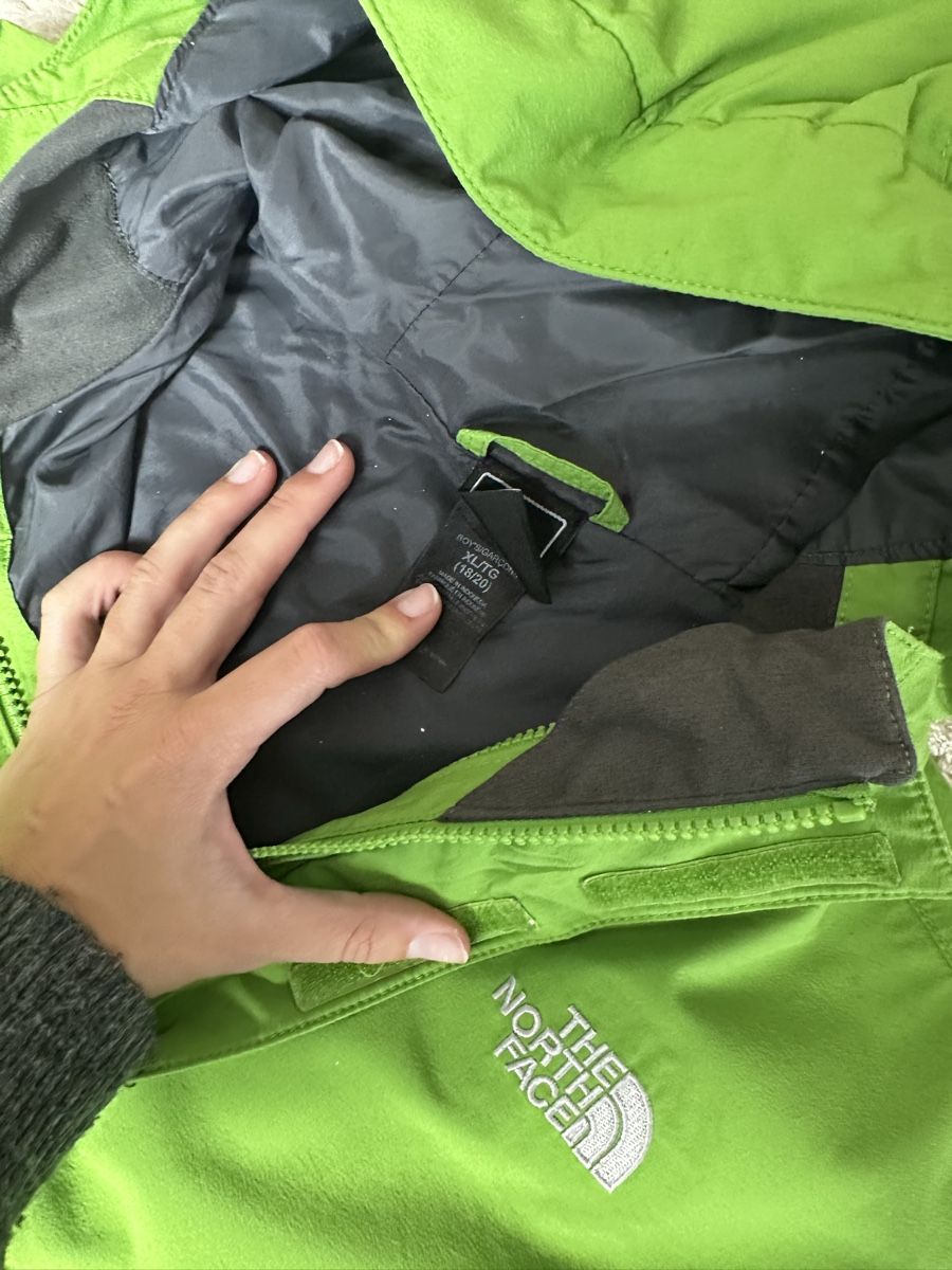North Face Giacche: Veste The North Face Verte - Taille XL – Usato da Neuchâtel venduto da aliceguins 6