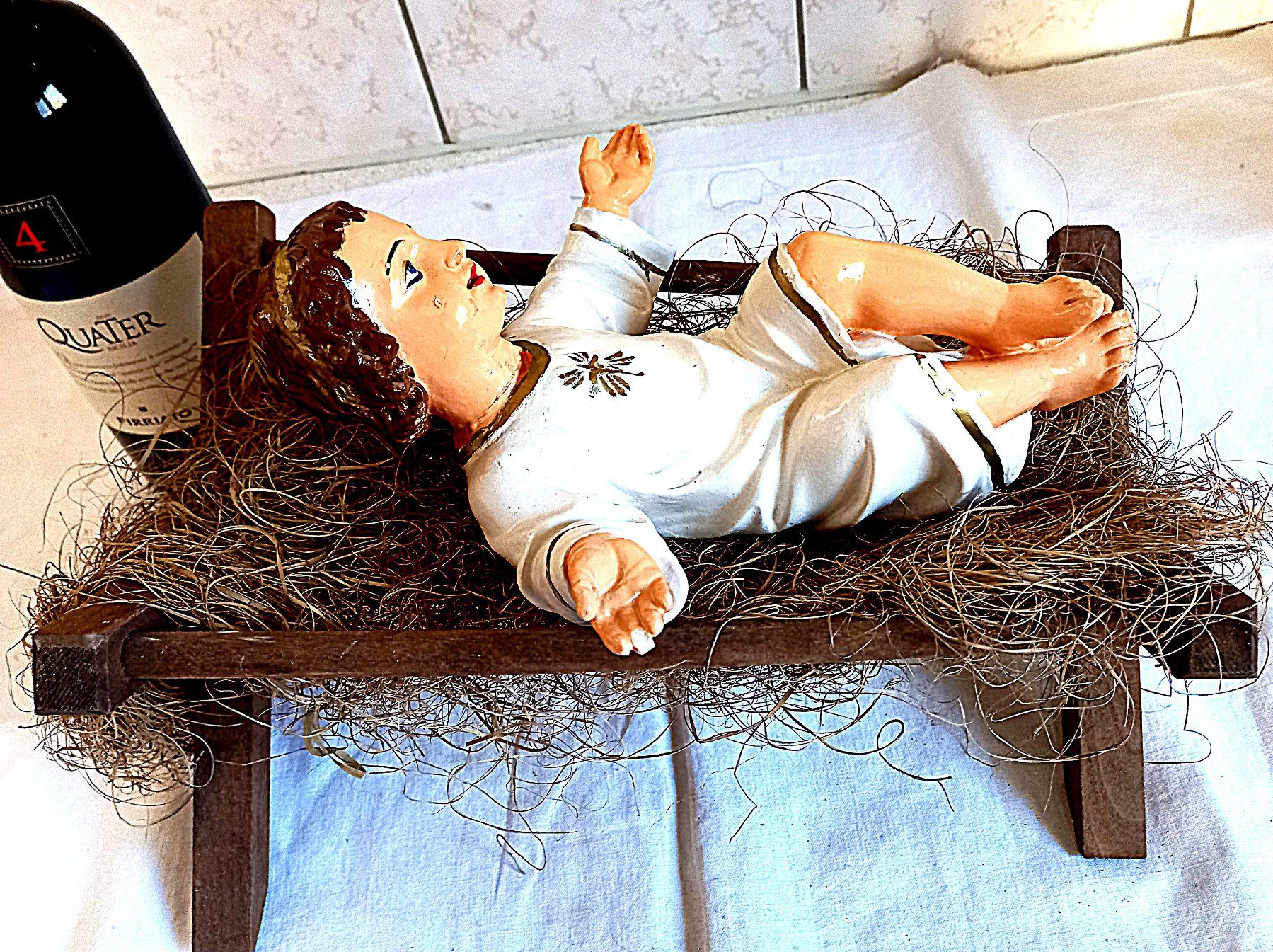 Tutte le decorazioni: Jesuskind in Krippe antik – Usato da Baar venduto da 2cvbaar 3
