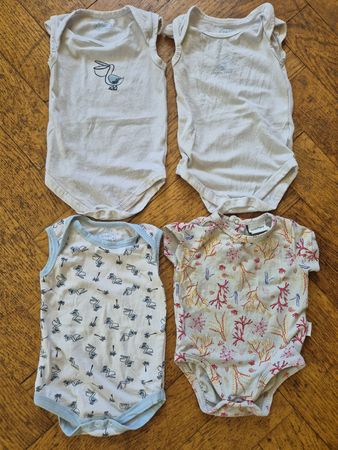 4 Body Bébé Manches Courtes taille 62/68