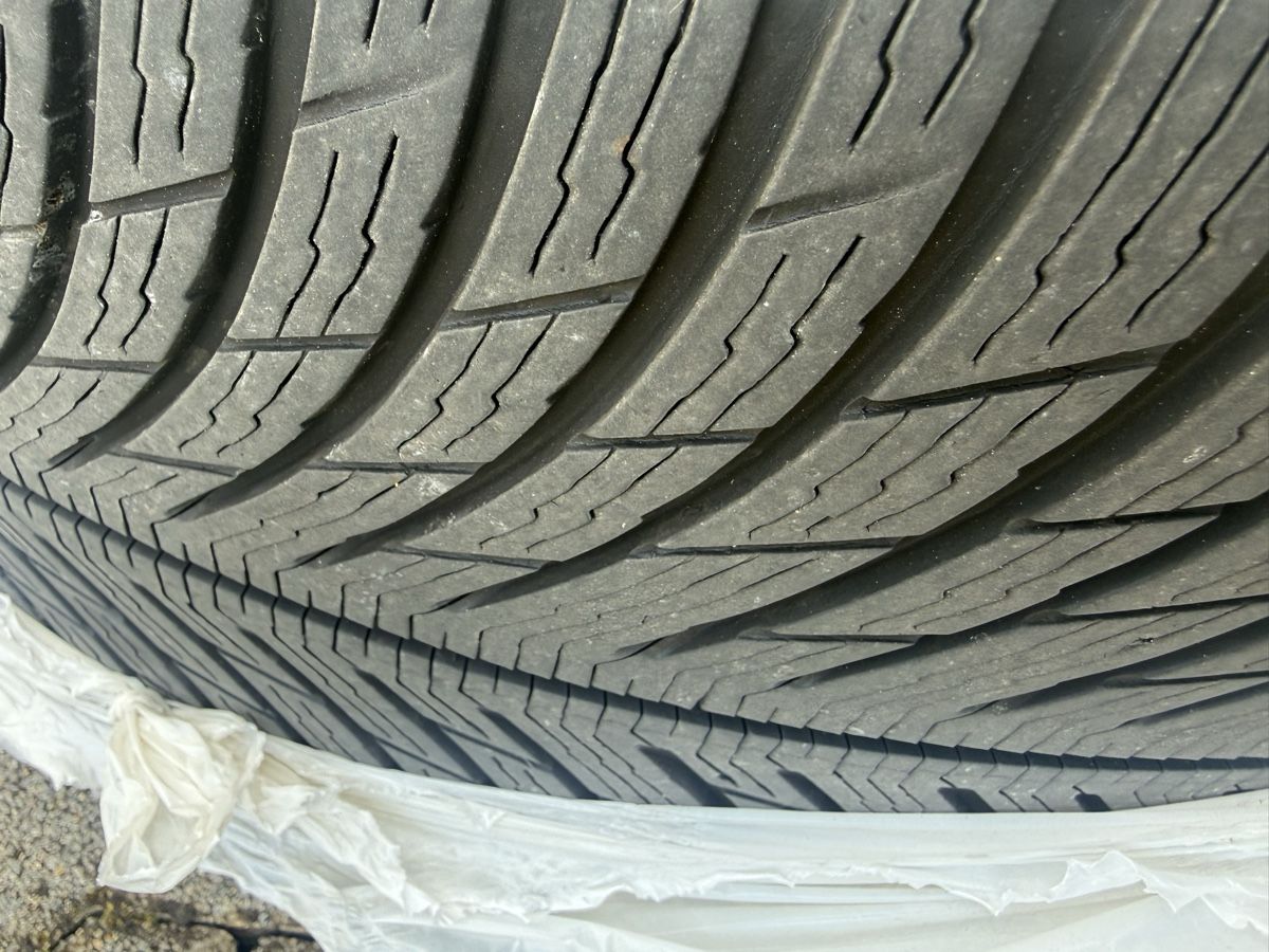 Pneumatici & Ruote complete: Winterrad BMW iX3  – Usato da Schlieren venduto da lacosta007 2