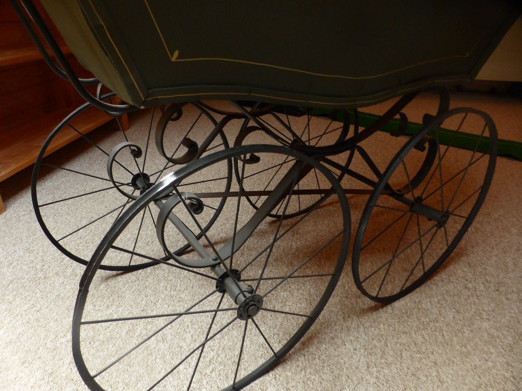 Carrozzine: Kinderwagen um 1890 – Usato da Oberglatt ZH venduto da cyringo 6