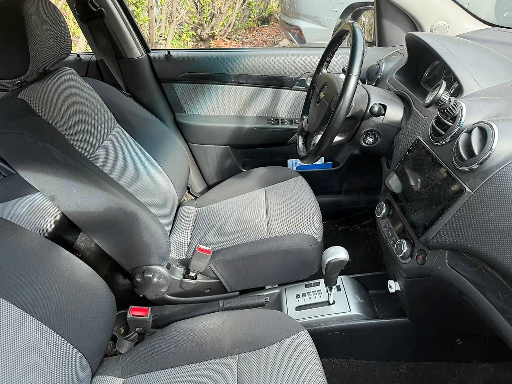Autos: Chevrolet Aveo 1.4 automatico – Gebraucht aus Bironico von Maurizzio 4