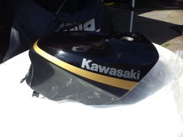 Kawasaki GPZ 600 R / 89 ? Benzintank