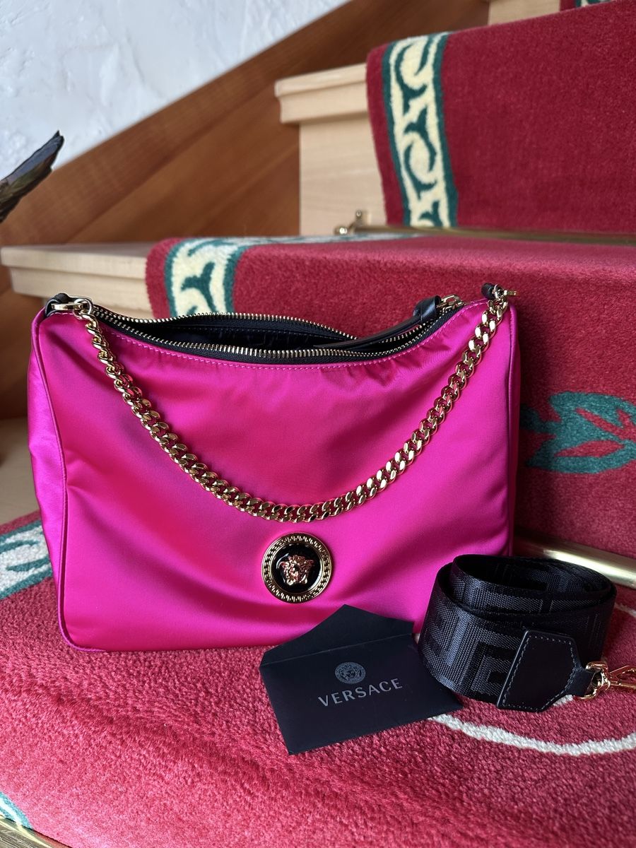 Versace Borse da donna: Versace Tasche Medusa Nylon – Nuovo (secondo la descrizione) da Luzern venduto da ariazalea 5