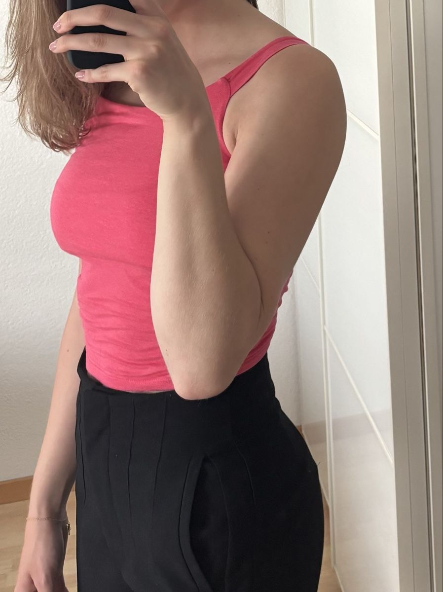 Bershka Top: Bershka Top Pink, Grösse XS – Usato da Wabern venduto da est_jw6s 3