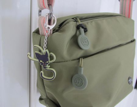 SAC EN BANDOULIERE BOBO OLIVE NEUF