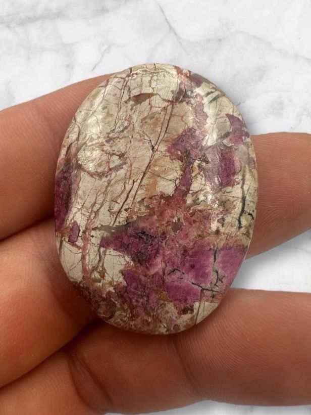 Minerali & Pietre curative: Cobalto Calcit Cabochon, 60ct – Nuovo e nell'imballaggio originale da Männedorf venduto da CabochonExceptionnel