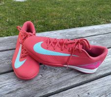 Nike Mercurial, Pointure 42, Rouge Corail, Comme Neuf!
