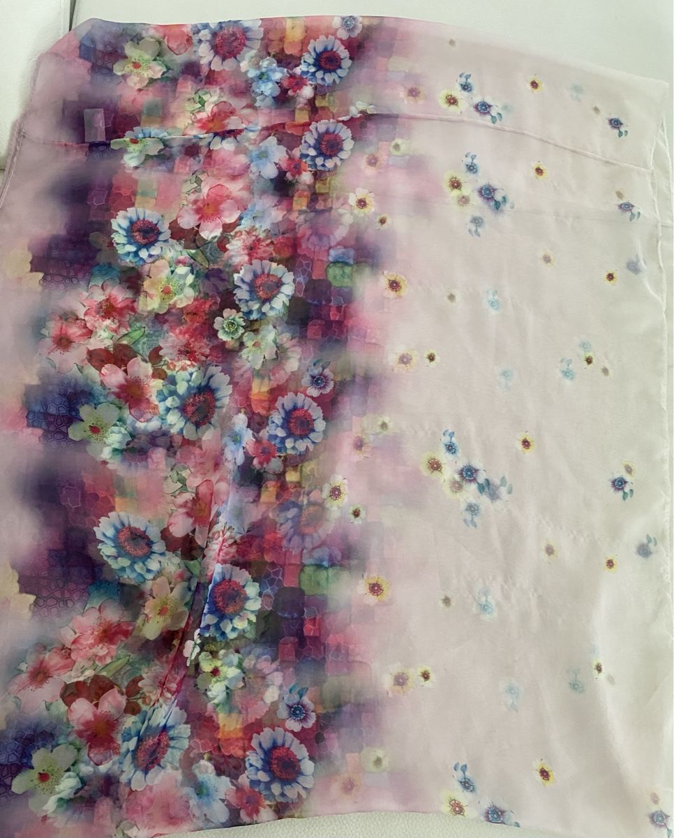 Foulards, Tücher & Schals: Loop aus 40% Seide 🌸 – Gebraucht aus Opfikon von Luis144 2