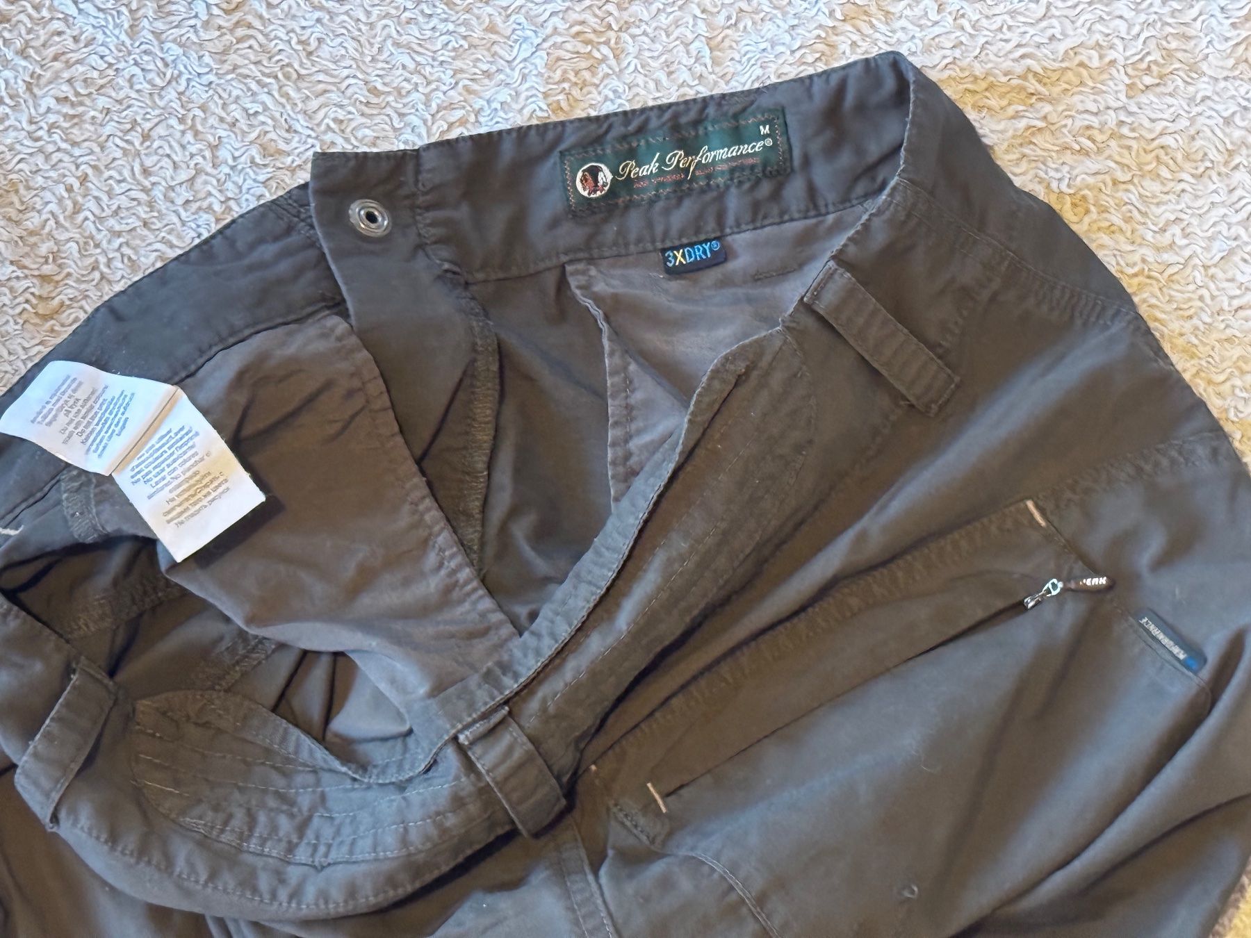Peak Performance Pantaloni: Peau performance pantalon 3/4 gr M – Usato da Ovronnaz venduto da Etagne68 5