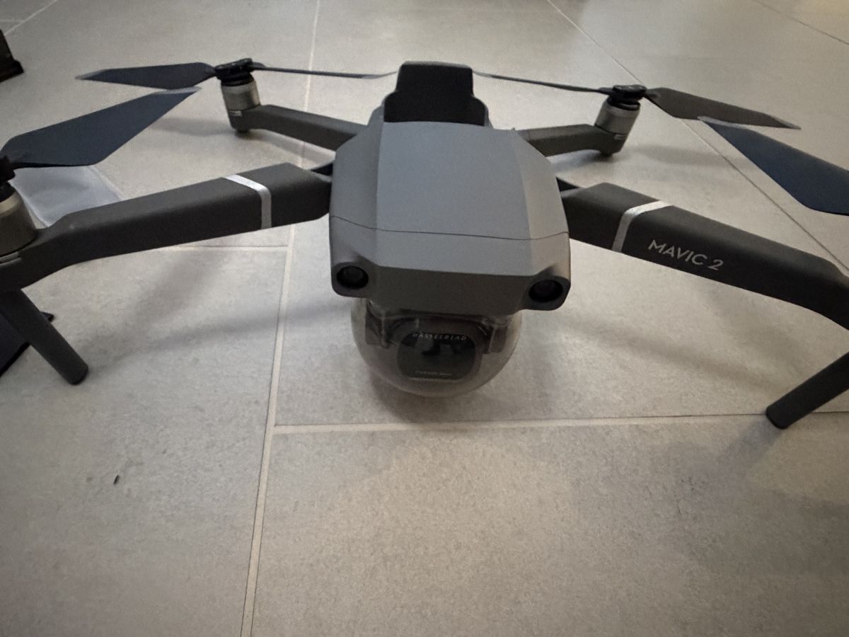DJI Modellismo RC: Dji Mavic 2 Pro mit flymore combo – Usato da Meienberg venduto da Affe13 2