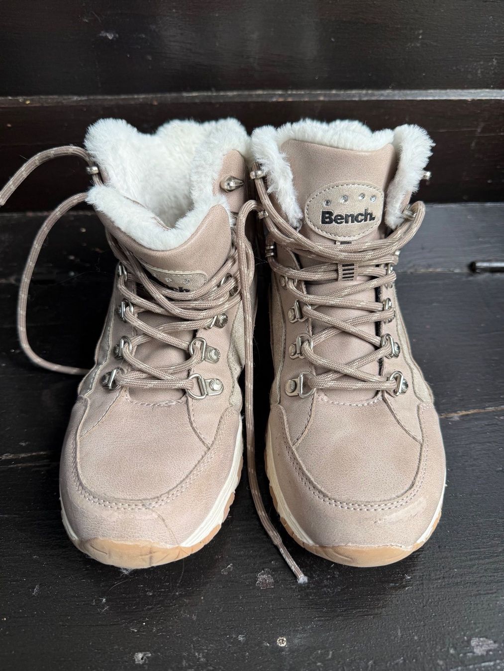 Chaussures femmes: Winterboots Bench Gr. 38 – D'occasion à Kirchdorf AG par sauglatt01