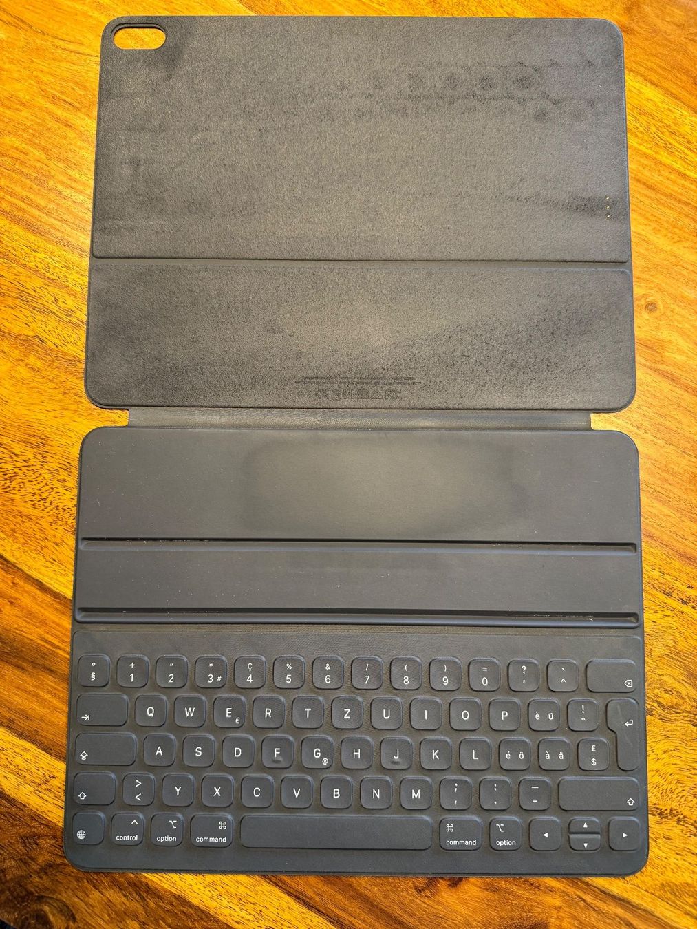 Apple Covers & Borse: Apple Magic Keyboard für iPad Pro 12.9" Schwarz CH – Usato da Schliern b. Köniz venduto da Soundzzz