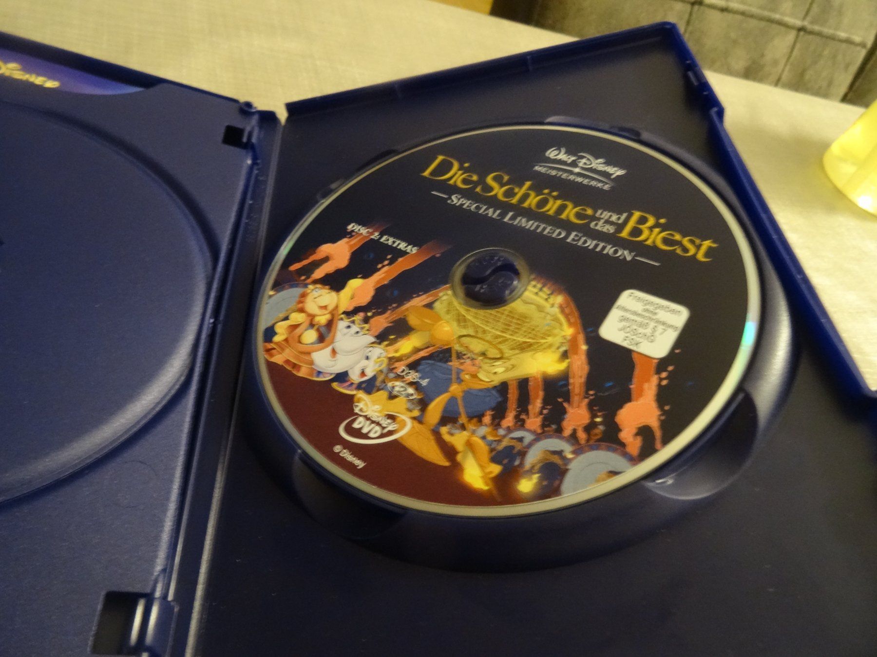 Tutti i DVDs: Die Schoene und das Biest DVD - Deluxe Edition – Usato da Olten venduto da Disc-Verkauf 2