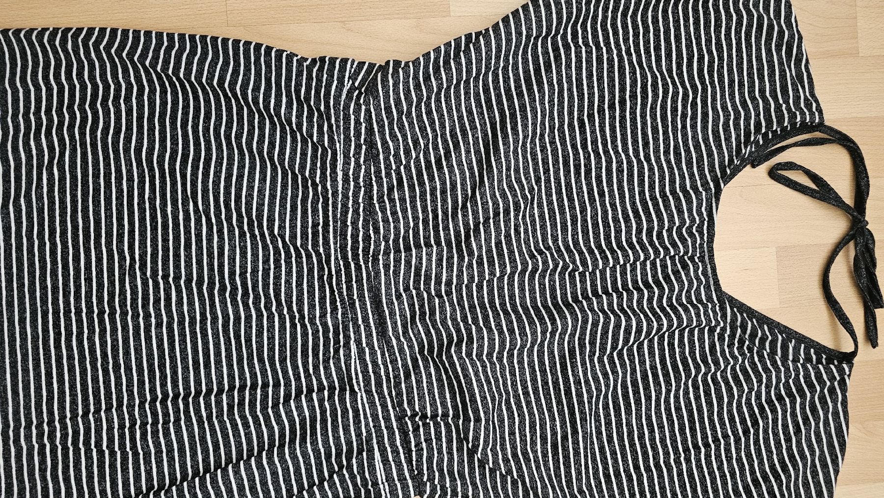 Vestiti: ICHI Kleid grau-weiss gestreift Grösse XL  – Usato da Steinmaur venduto da Kiki_m240 2