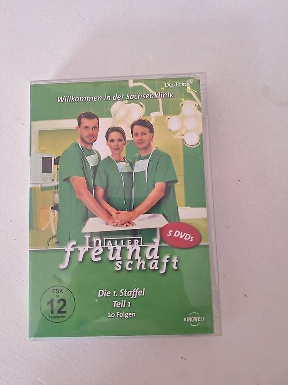 Tutti i DVDs: In aller Freundschaft Staffel 1-20 – Usato da Dotzigen venduto da moe40