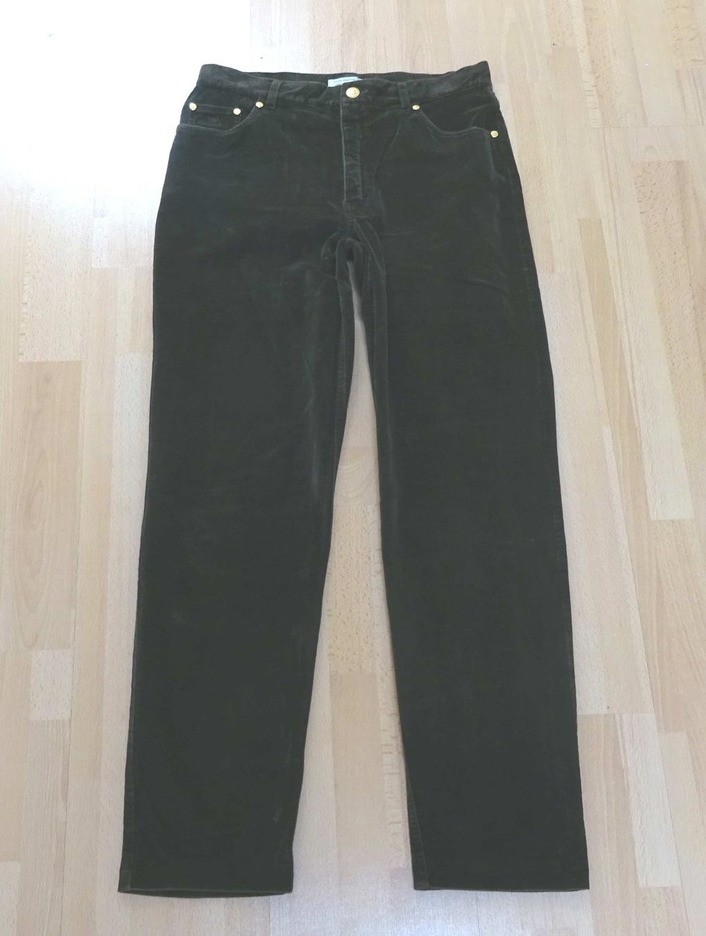 Hosen: Von Daniels - Samt Jeans - khaki - Grösse 40 – Gebraucht aus Zofingen von Justizia_01
