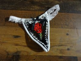 Herziger Spitzen-String/Tanga