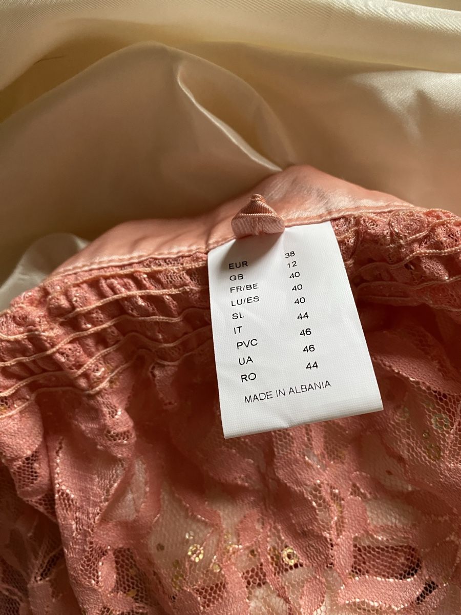 Robes: Wunderschönes Dirndl der Marke 'NABER' – D'occasion à Langenthal par Edelzwicker 4