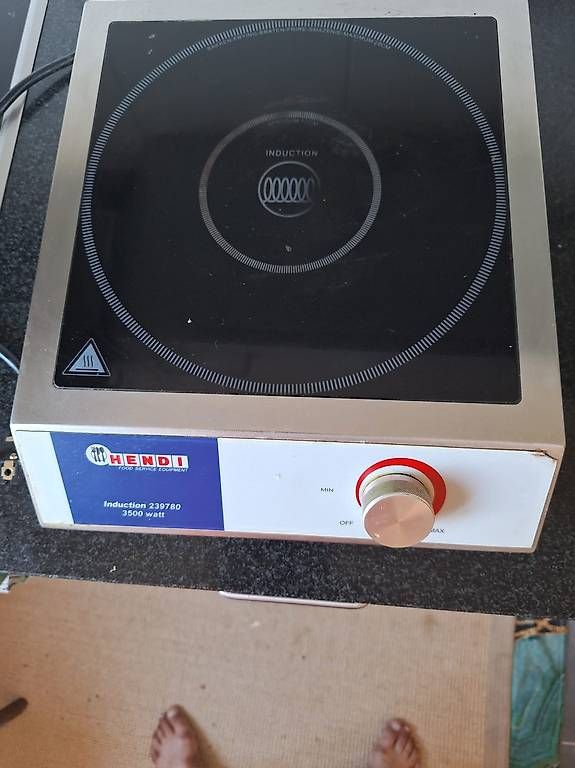 Cuisinières: Hendi-Induction Kockplatte-3500w – D'occasion à Winterthur par nik_2gxw