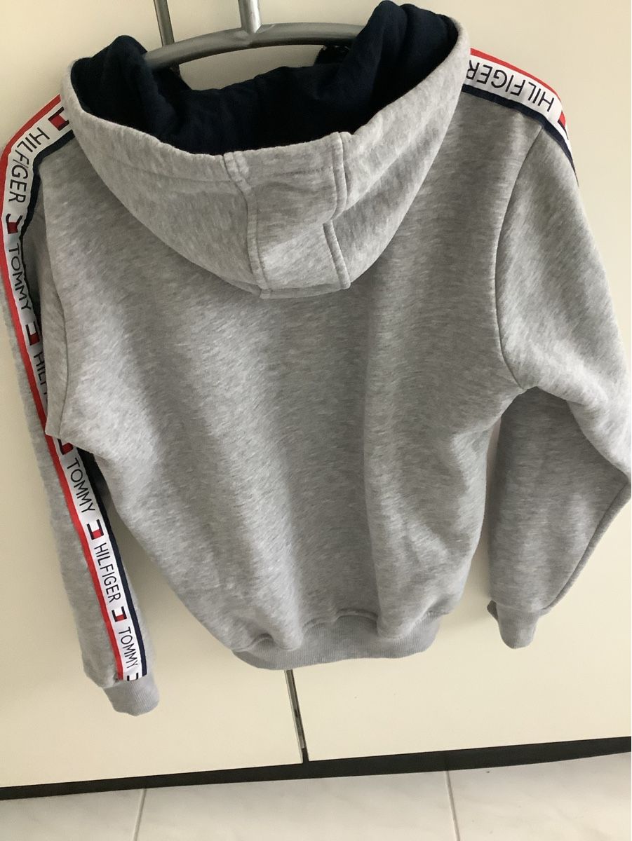 Tommy Hilfiger Pullover & Sweatshirts: TOMMY HILFIGER Hoodi – Gebraucht aus Kriens von luna032 1