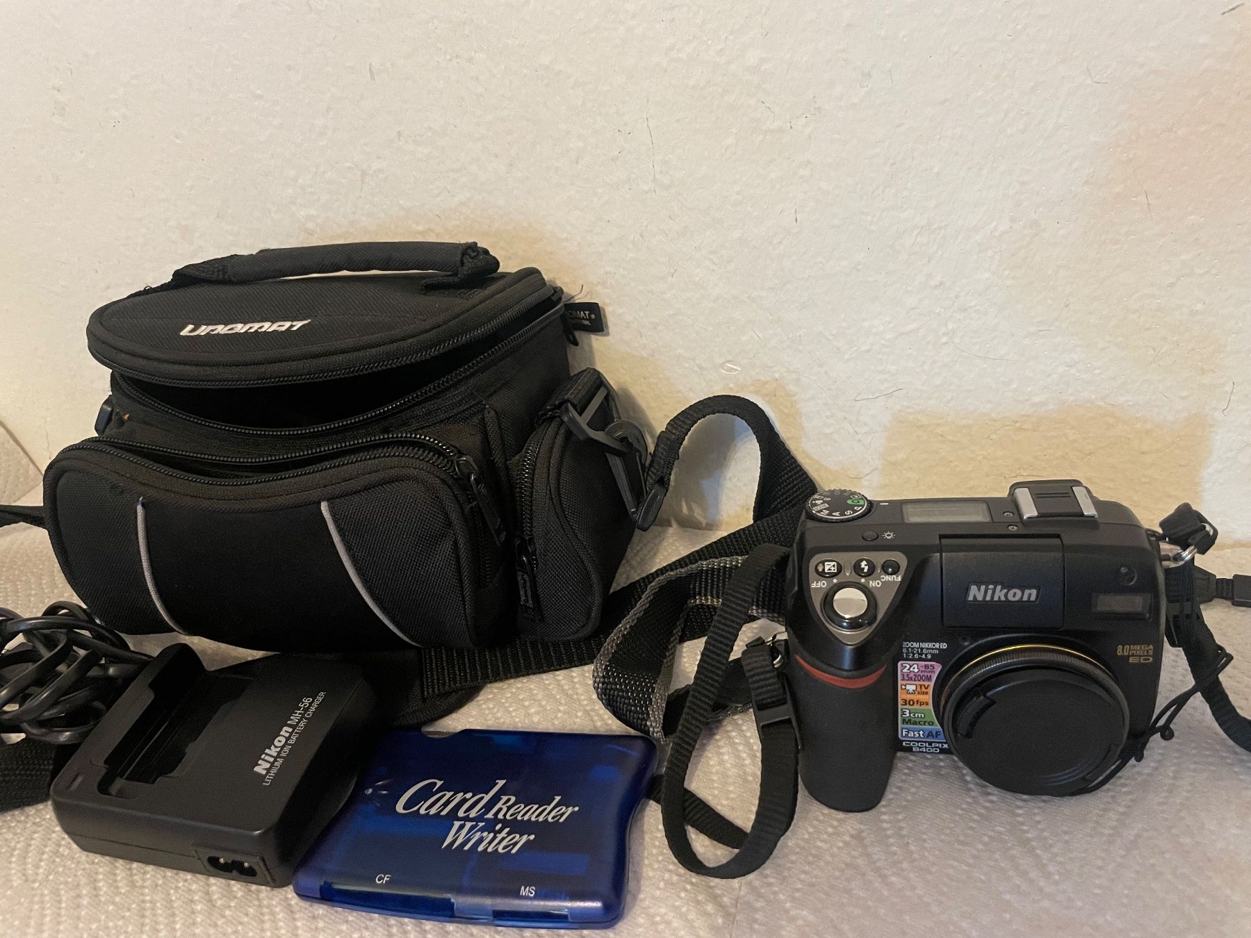 Nikon Fotocamera: Nikon E8400 Digital Kamera – Usato da Zürich venduto da beli_30 1