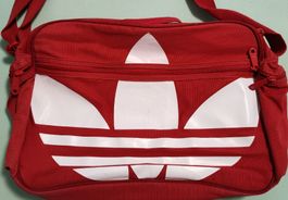 Adidas Umhängetasche, rot mit grossem Logo, Top Zustand!