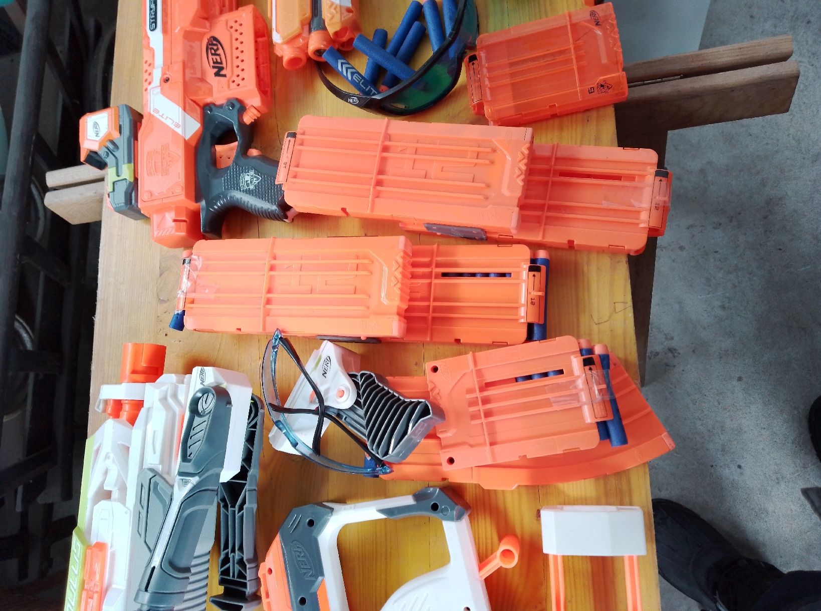 Nerf Giocattoli: gros lot de nerf. vente en vrac – Usato da saillon venduto da Lamateur 4