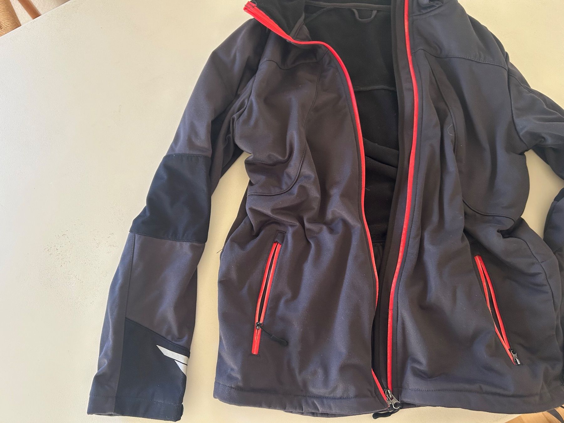 Giacche: Crivit-Funktionsjacke 48/50 – Usato da Rorschacherberg venduto da Svebe 1