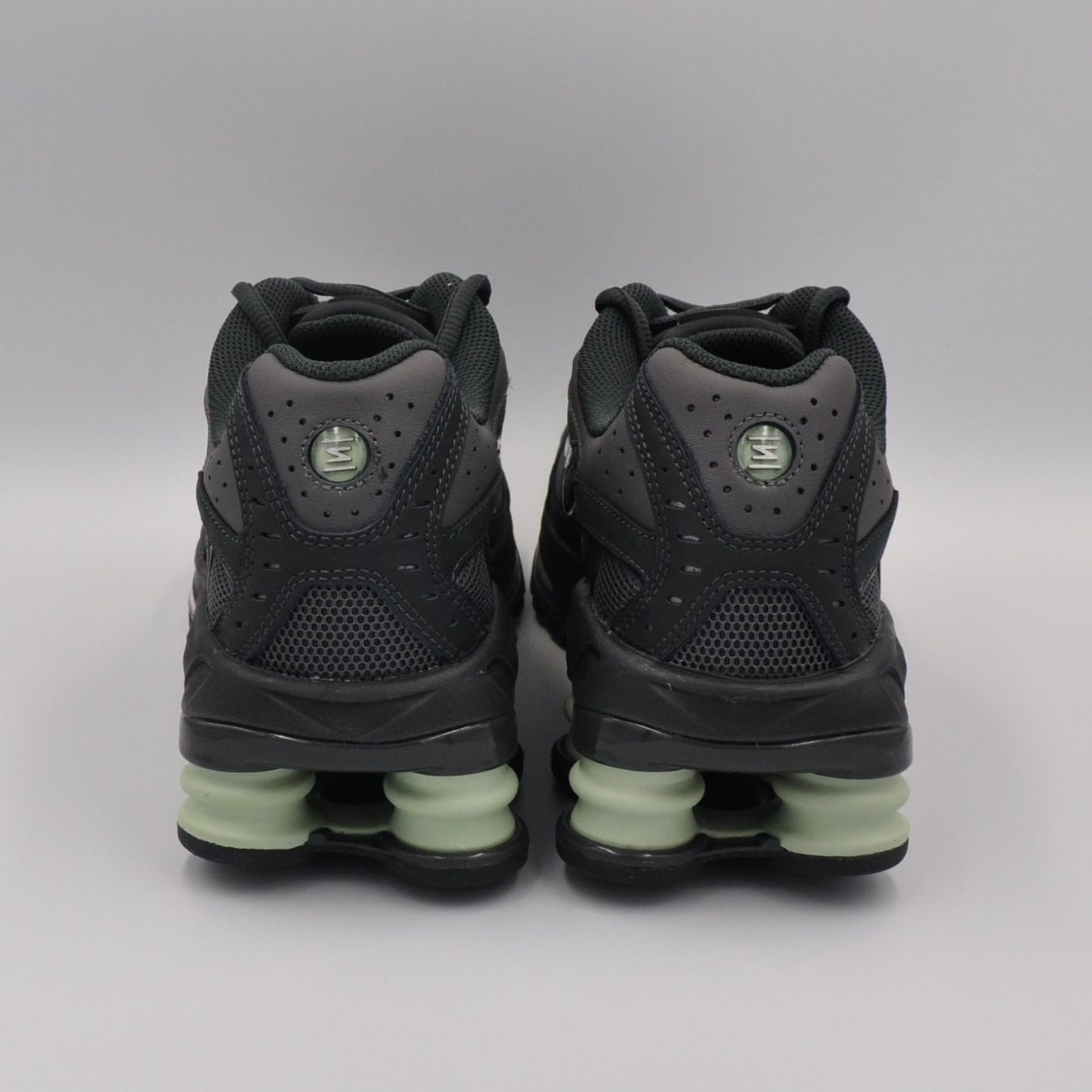 Nike Scarpe da uomo: Nike Shox Ride 2 42 – Nuovo e nell'imballaggio originale da Bern venduto da SneakerheavenLT 5
