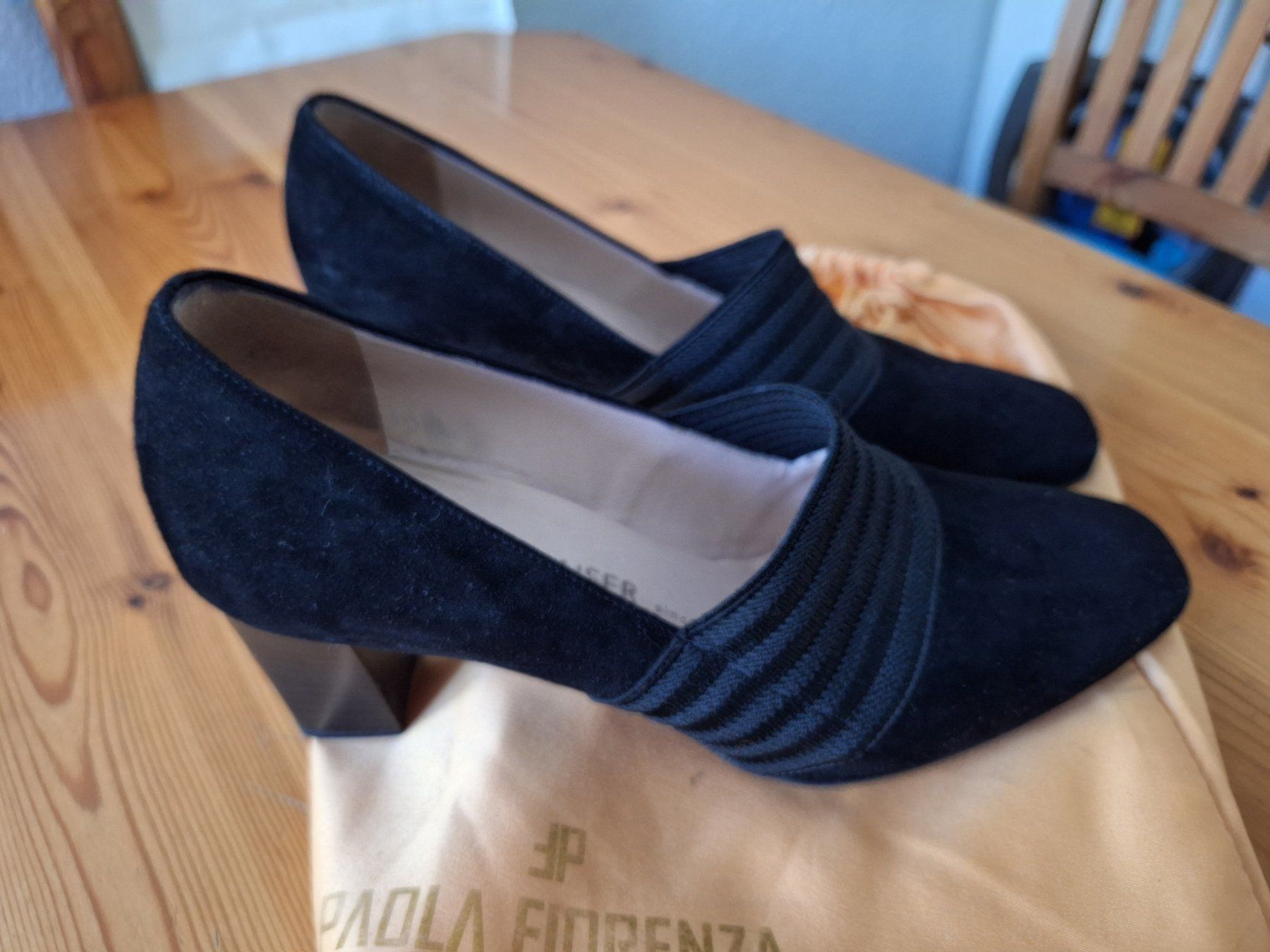 Kaiser Scarpe da donna: Escarpins noirs Peter Kaiser en daim, taille 38 – Usato da Kloten venduto da flo_r5hm 1