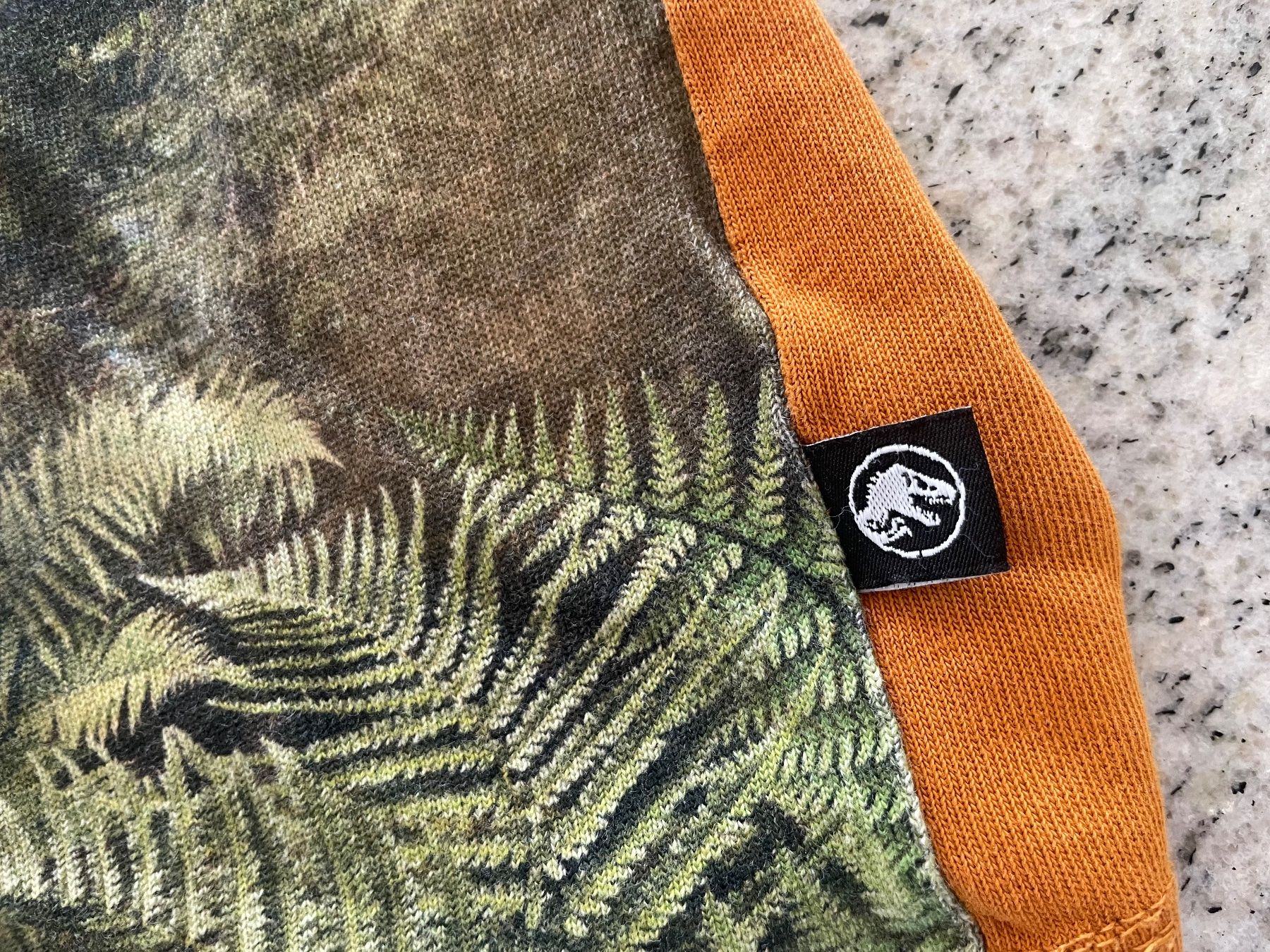 Molo T-shirt: T-Shirt von MOLO – Usato da Neuwilen venduto da bobbel01 3