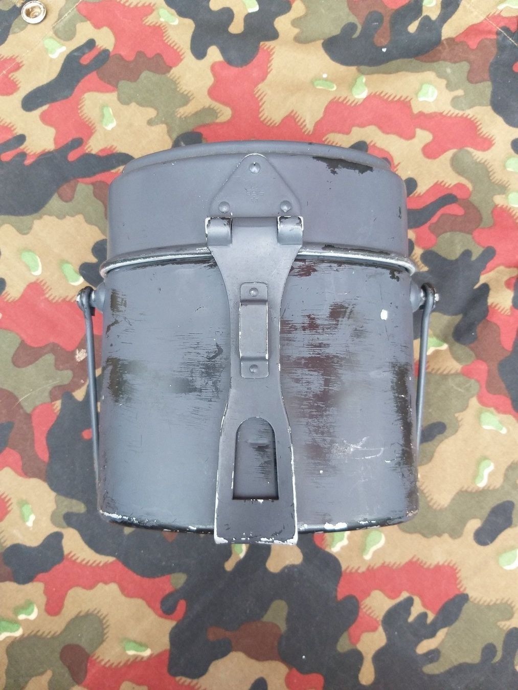 Schweizer Armee Uniformi: Kochgeschirr Mod. 1898/20 SIGG 1979 – Usato da Bauma venduto da SwissMilitaria