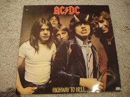 AC/DC LP *HIGHWAY TO HELL*  1979