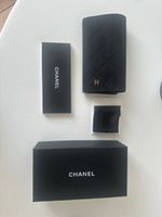 Chanel Brillenetui schwarz mit Box und Tüchlein.
