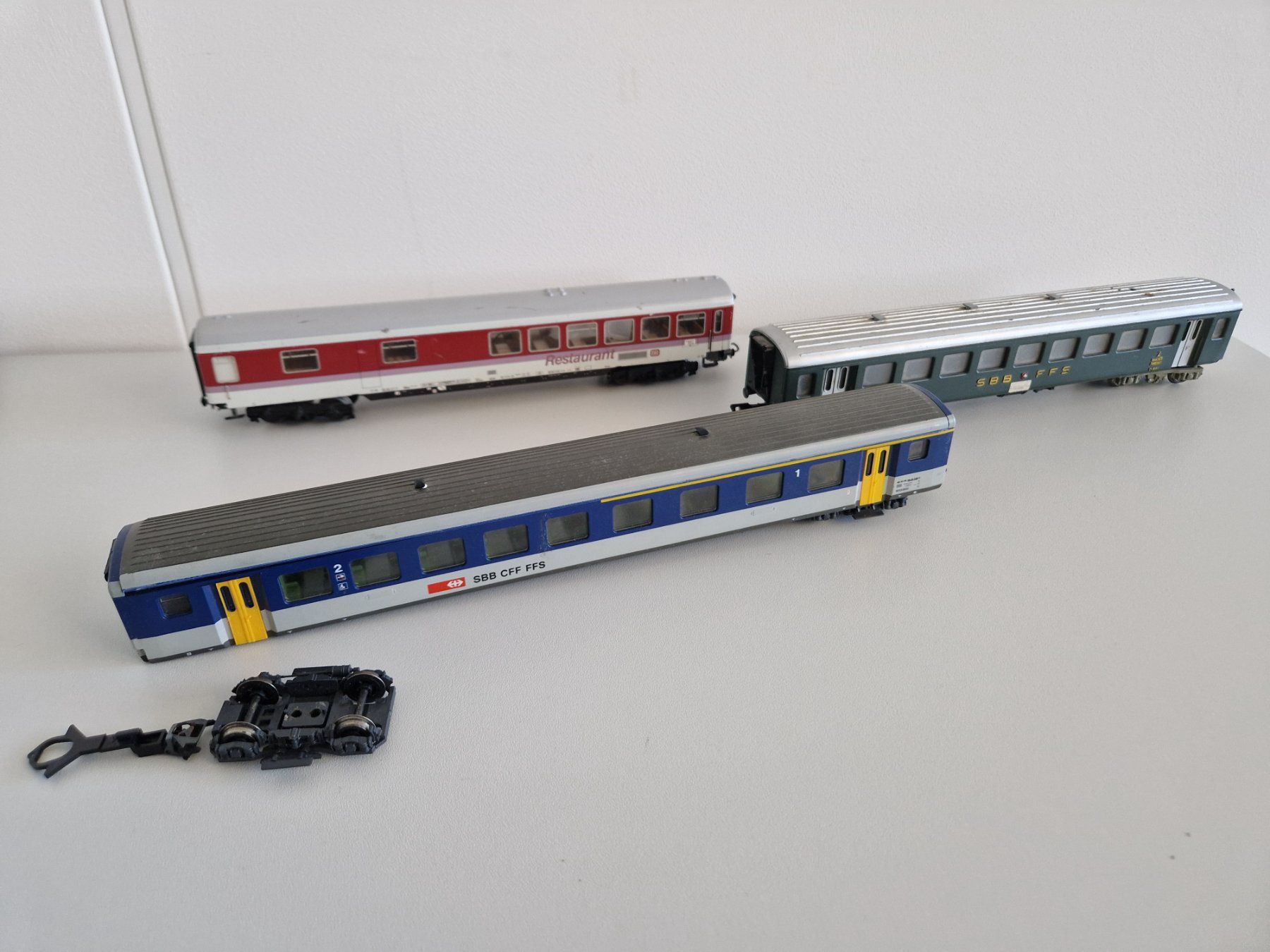 Trains électriques: Personenwagen H0 – D'occasion à Islikon par Hitch2010