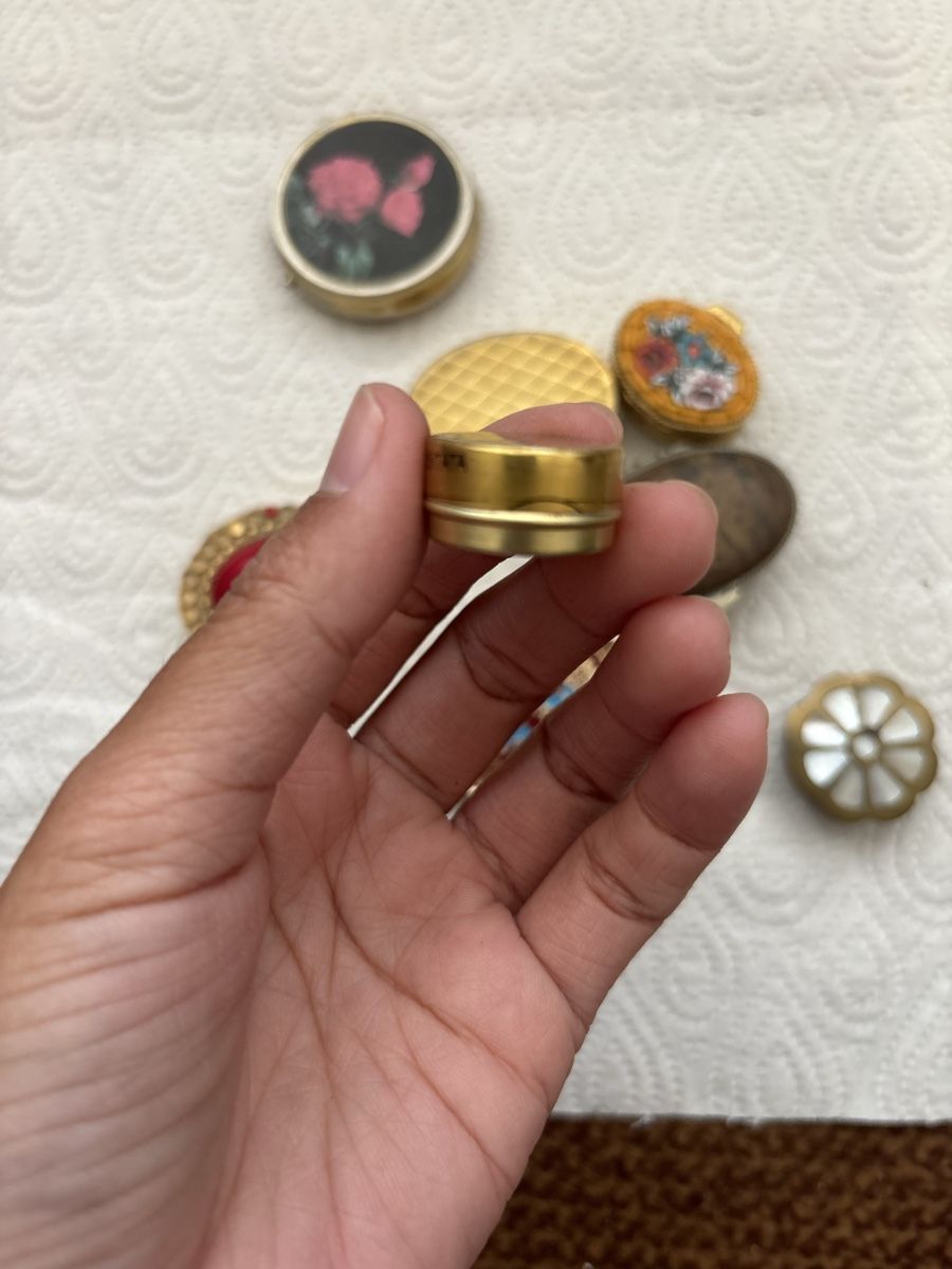 Altri gioielli: Vintage Pill case – Usato da Confignon venduto da Second_Hand_Ch 7