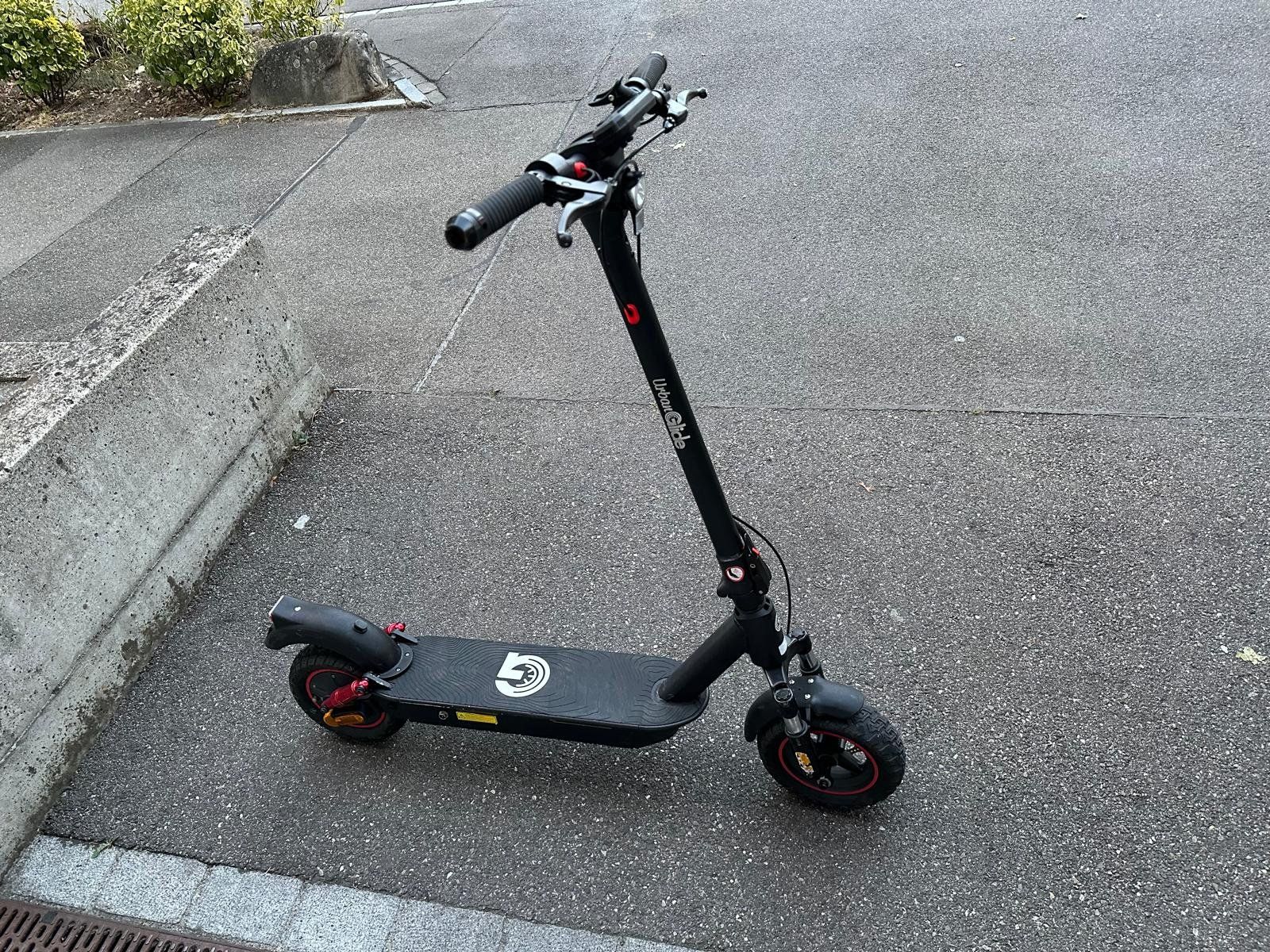 Veicoli elettrici: Elektroroller - UrbanGlide – Usato da Spreitenbach venduto da Space_X 2
