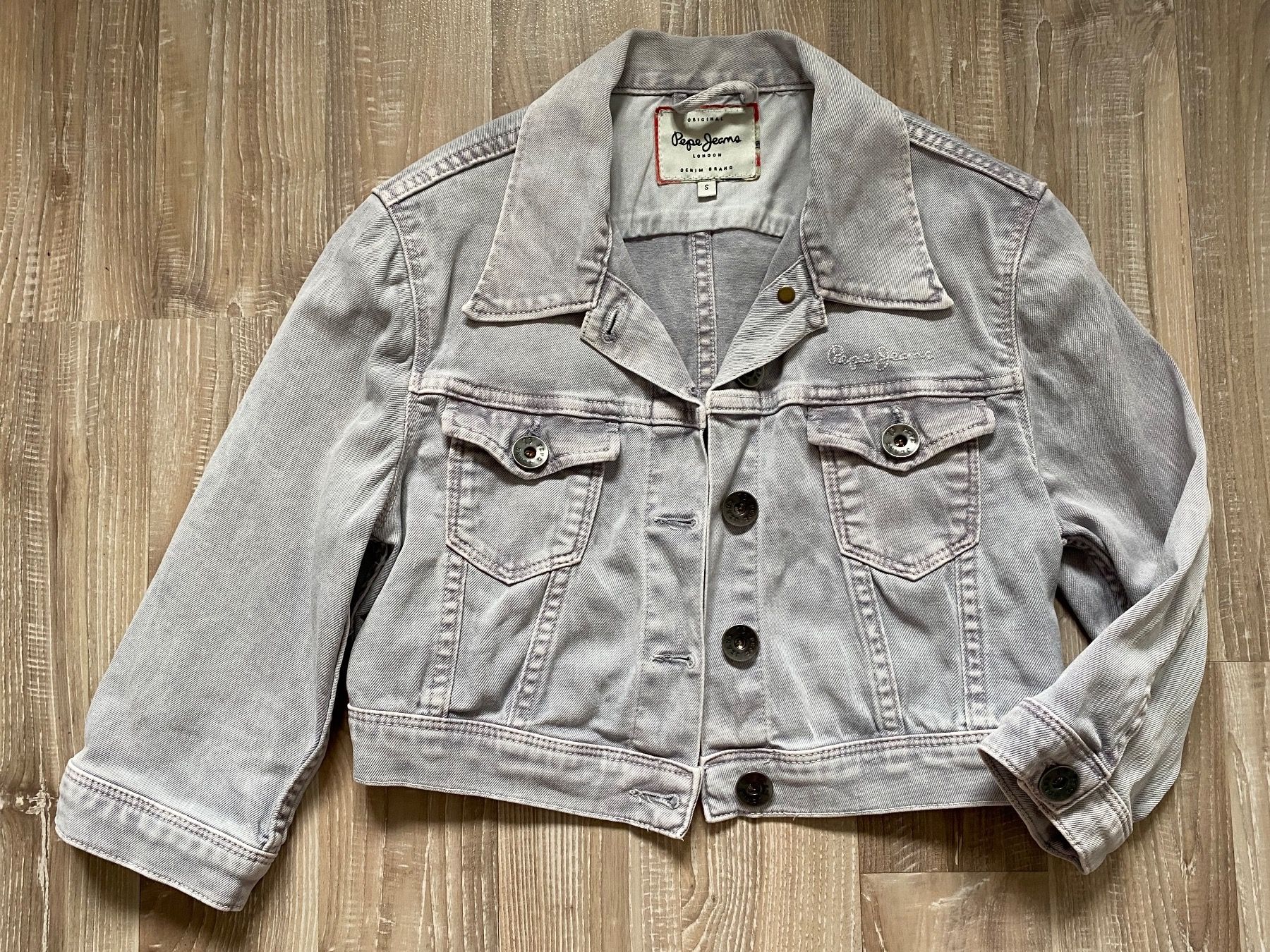 Pepe Jeans Giacche: Jeansjacke von Pepe Jeans Gr. S – Usato da Estavayer-le-Lac venduto da Mimmy02