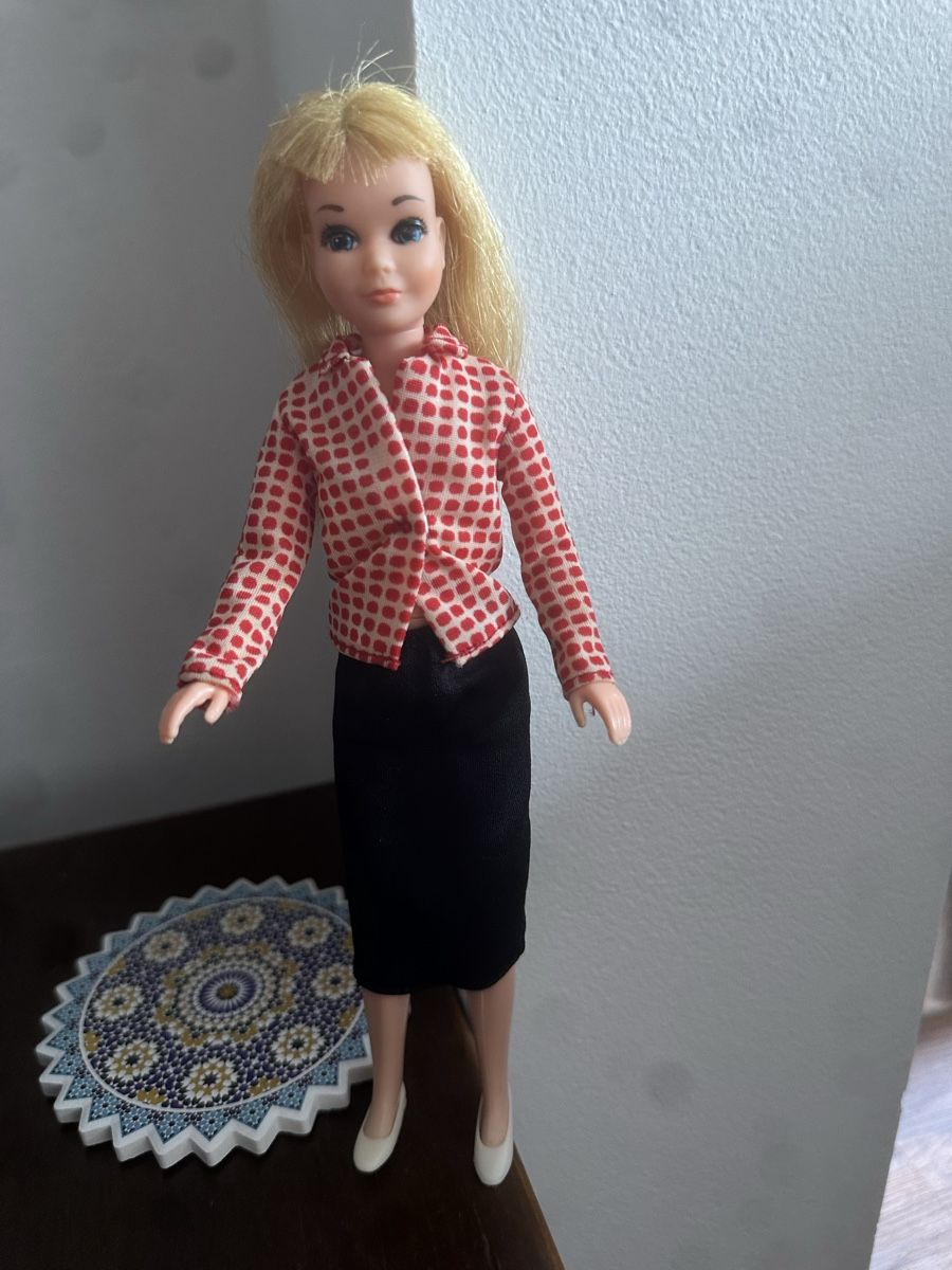Poupées: Vintage Skipper mit Japan Schuhe – D'occasion à Herbriggen par Sehrazade 3