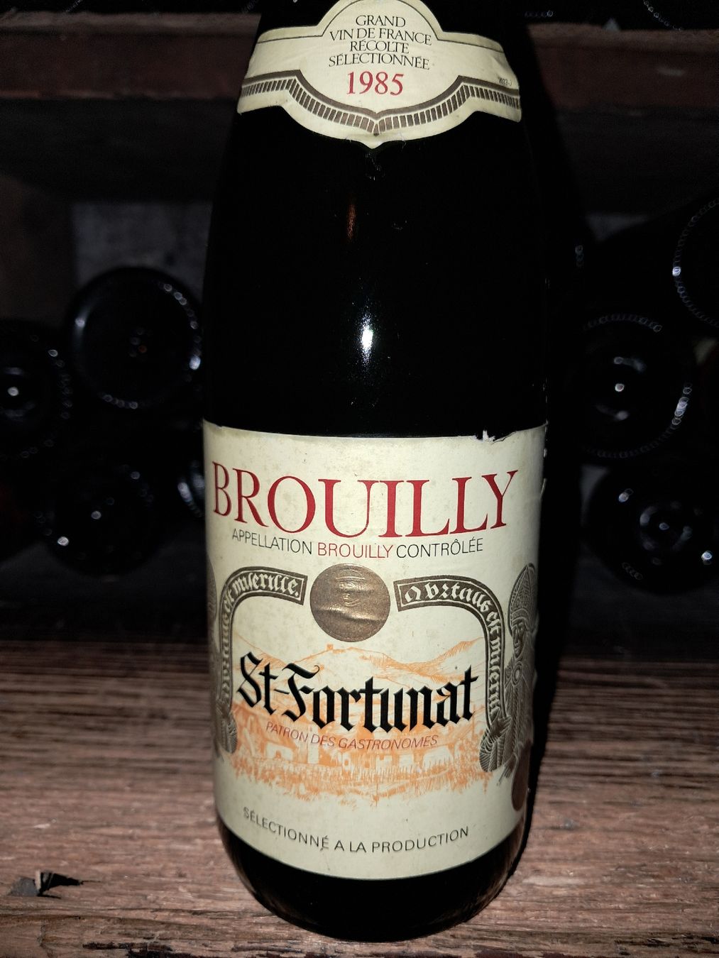 Vino: Brouilly 1985 "St Fortunat" – Nuovo e nell'imballaggio originale da Le locle venduto da juliensaran 1