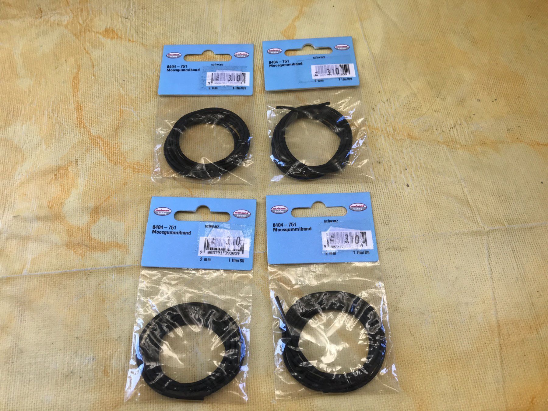 Nastri decorativi: LOT MOOSGUMMIBAND SCHWARZ – Nuovo e nell'imballaggio originale da Ostermundigen venduto da crazy-horse-1840 2