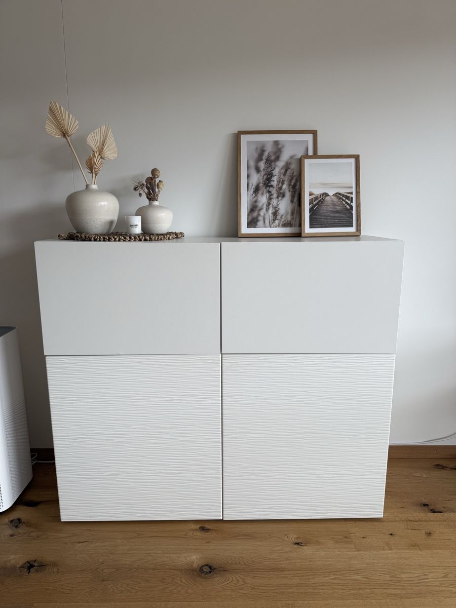 Ikea Cassettiere: Besta Sideboard  – Usato da Rotkreuz venduto da nic_h8xy