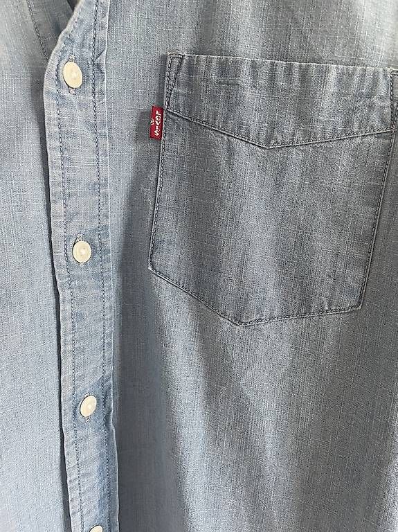 Camicie: Hemd - Levis – Usato da Zürich venduto da Kathikap 2