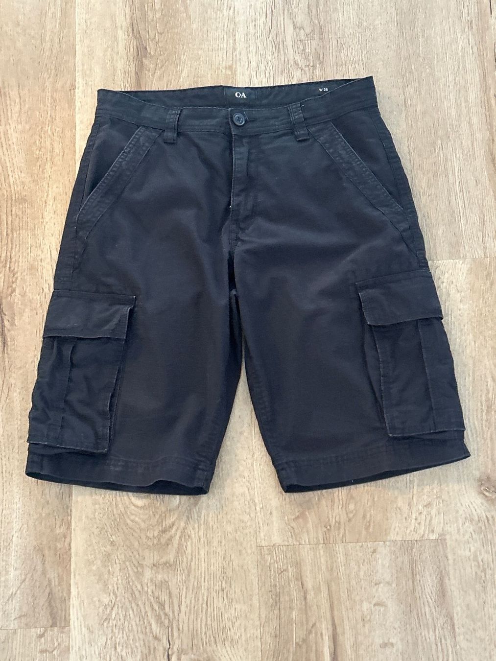 C&A Pantaloni: Schwarze Cargo Shorts von C&A  Gr. W28 – Usato da Brunnen venduto da Nala2929 3