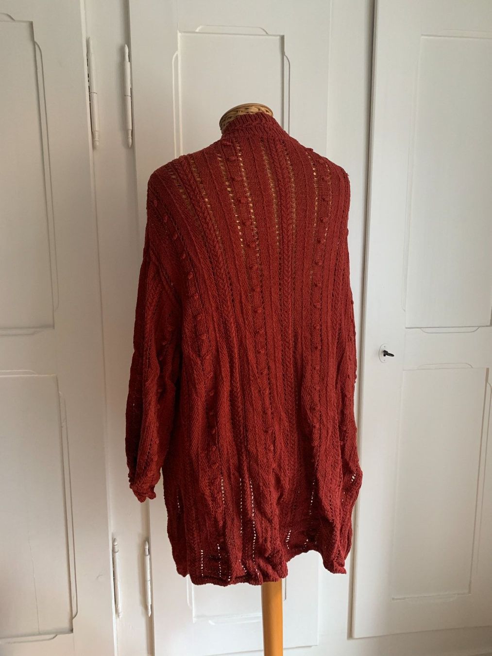 Zara Giacche: ZARA - Strickjacke weinrot S – Usato da Zürich venduto da Diazaio 2