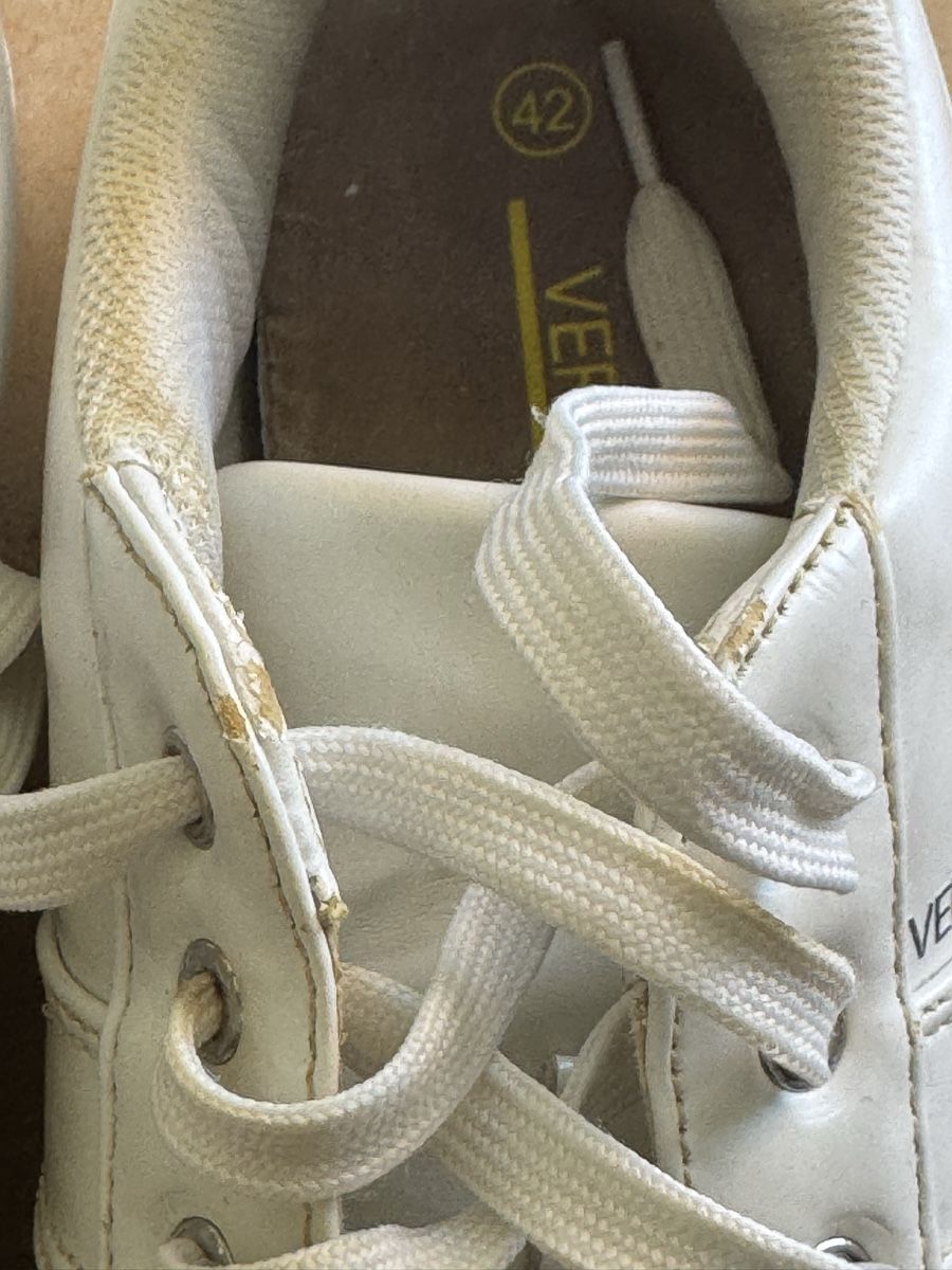 Herrenschuhe: baskette versace jeans  – Gebraucht aus Lonay von nei_79jc 4