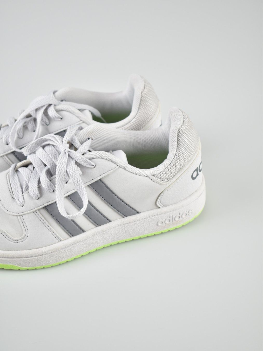 Adidas Scarpe da uomo: Adidas Hoops 2.0 K Sneaker Gr. 38 2/3 – Usato da Nürensdorf venduto da 2ND_STORY 2